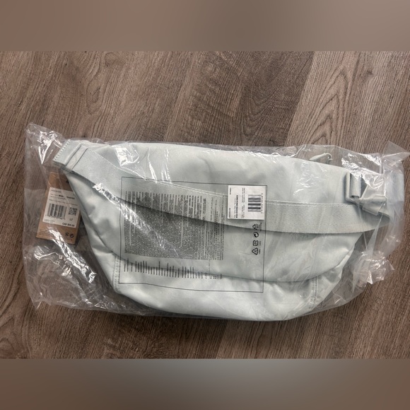 Nike Light Gray Belt Bag with Neon Green Accents - Picture 2 of 3